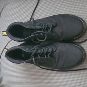 Dr Martens - Black Boots